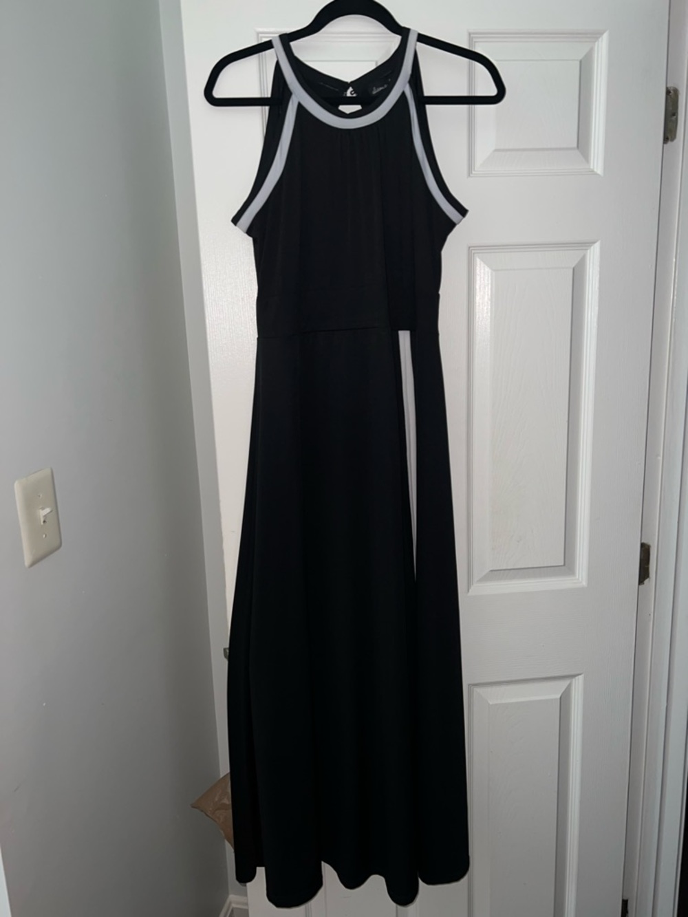 Black Maxi Dress with White Trim - Athletic-Inspired Women's Maxi